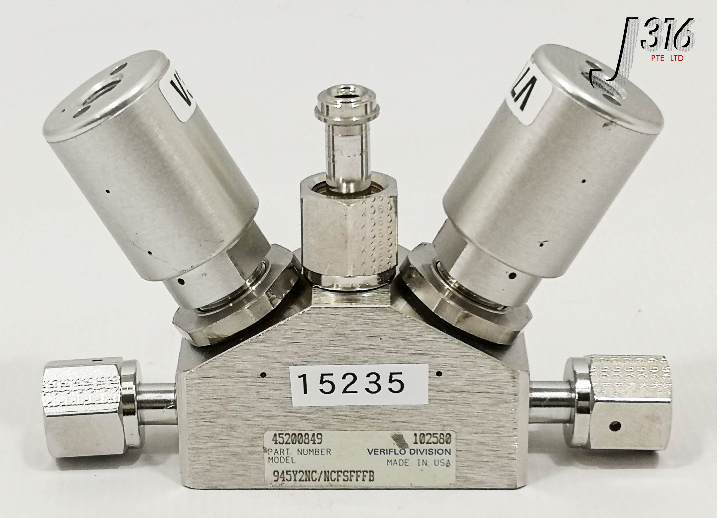 15235 VERIFLO 945Y HIGH PURITY MANIFOLD VALVE, P/N: 45200849